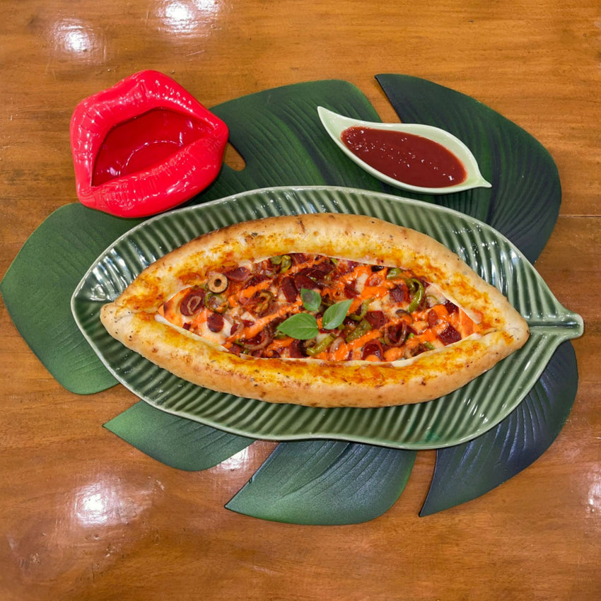 Hotdog Turkish Pide
