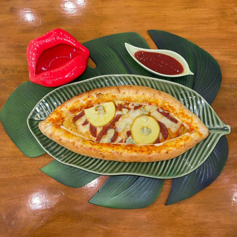 Kiss Ahmed Turkish Pide