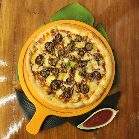 Half Pizza Kiss Randa