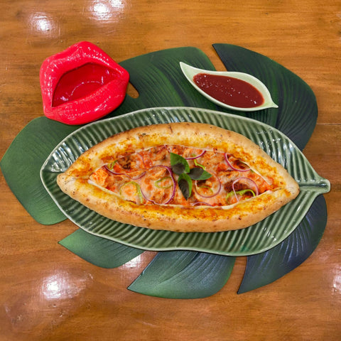 Chicken Suya Turkish Pide