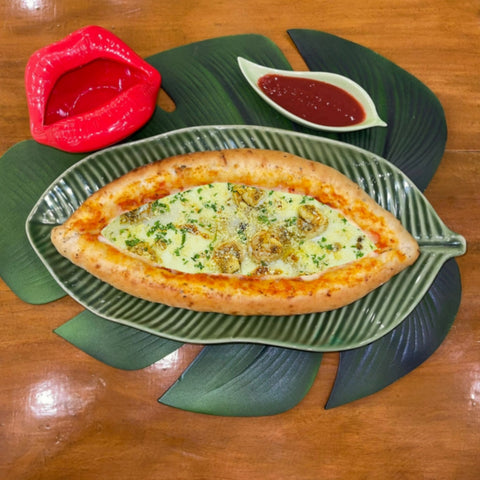 Kiss Shrimps Turkish Pide