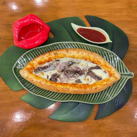 Rib Eye Steak Turkish Pide